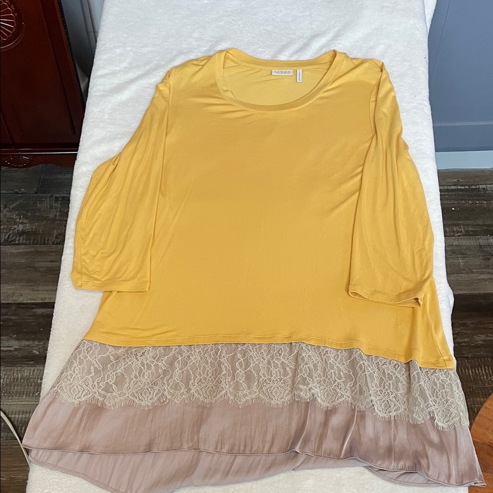 Yellow and Beige Lace Hem Top